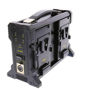 Rolux Acculader 4 x V-Mount Accu