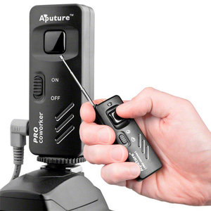 Nikon Aputure Co Proworker Remote Control Set 1N voor: D300s, D3X, D3, D700, D300, D200, D2Xs, D2Hs,D2X, D2H, D1H, D1X, D1, N90s, F5, F6, F100, F90, F90X