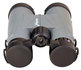Levenhuk Karma PLUS 8x42 verrekijker: oculair en objectieve lenskapjes van dik rubber zijn inbegrepen in de kit.