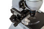 Levenhuk D70L Digitale Biologische Microscoop: coördinaten bewegend plateau met clips